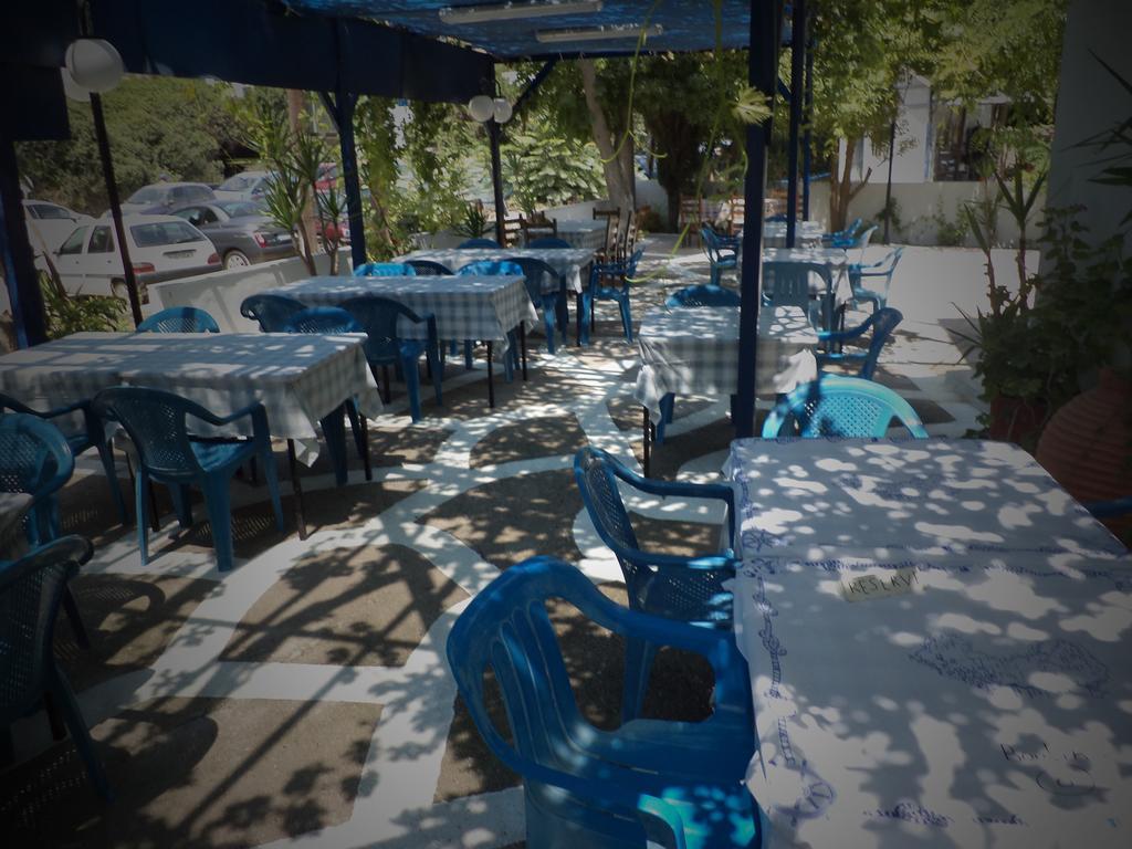 To Kamari Apartment Paralia Agias Foteinis Luaran gambar