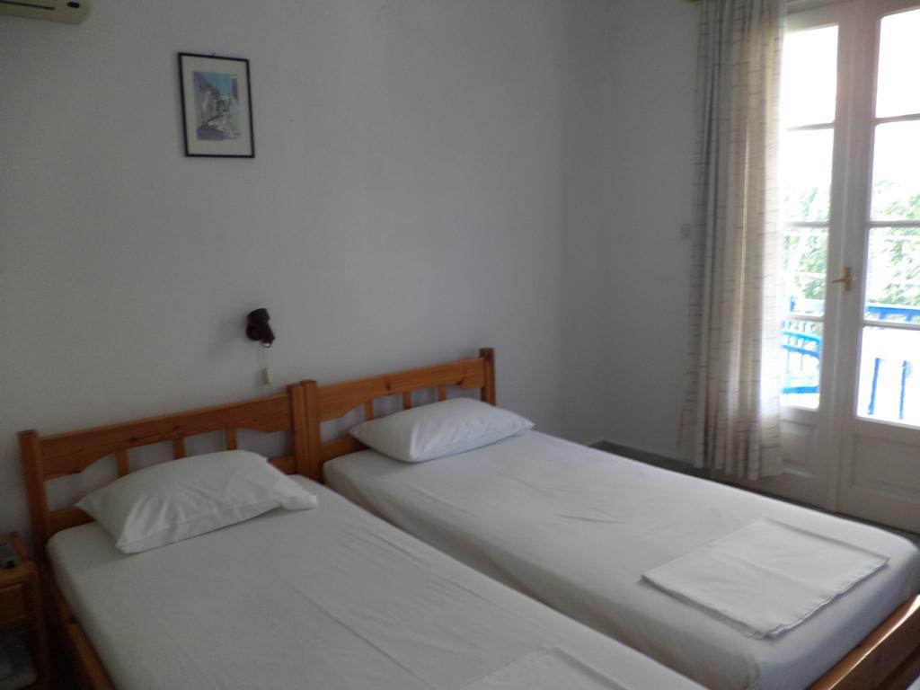 To Kamari Apartment Paralia Agias Foteinis Bilik gambar