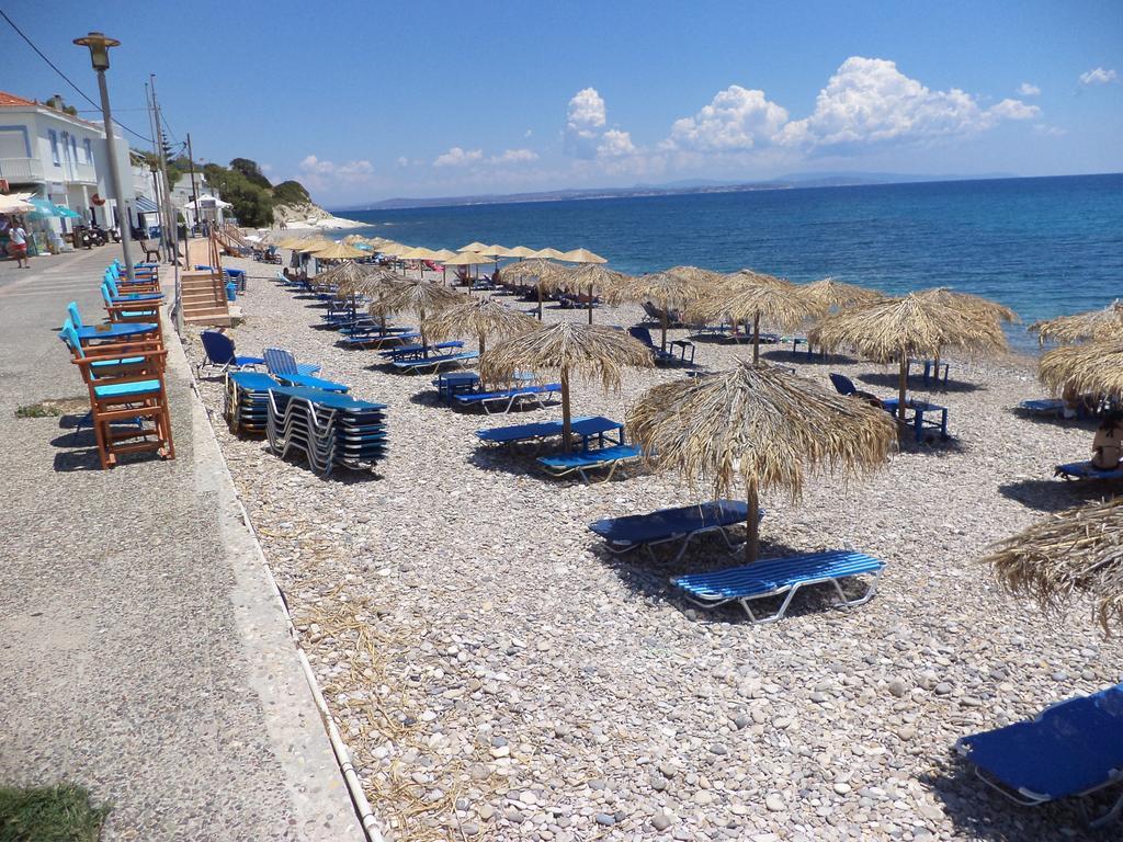 To Kamari Apartment Paralia Agias Foteinis Luaran gambar