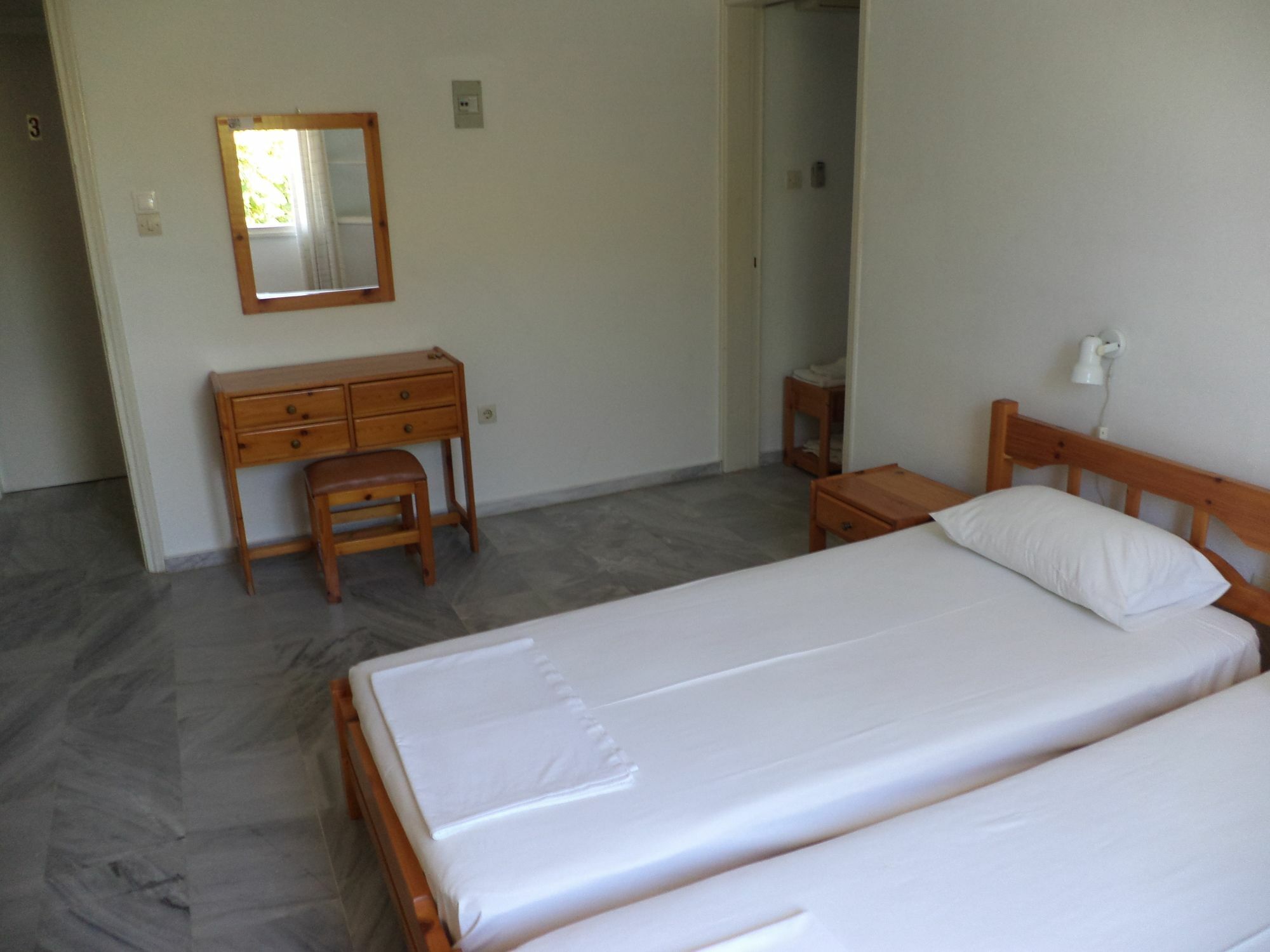 To Kamari Apartment Paralia Agias Foteinis Luaran gambar
